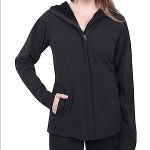 Kirkland Signature Ladies’ Softshell Jacket